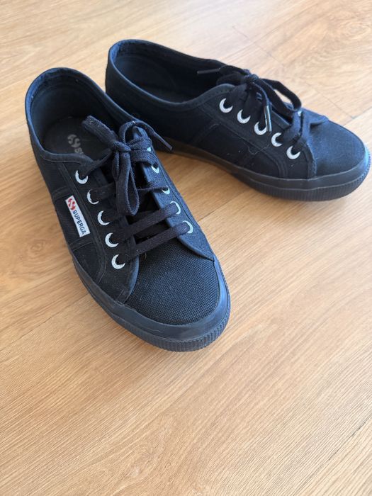 Кецове superga 37 номер и сандали 37 номер