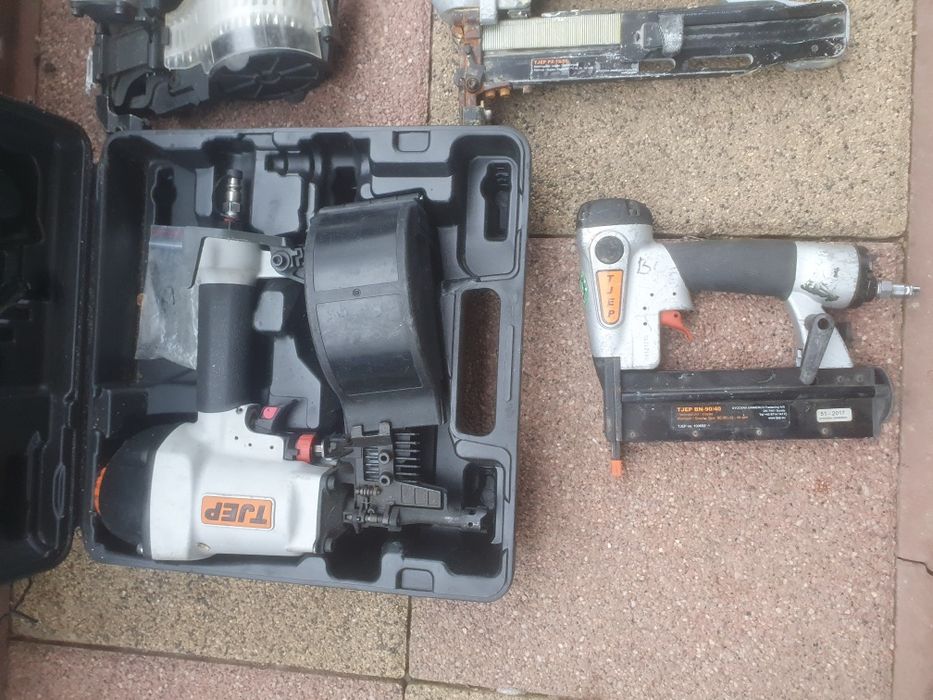 Pistoale pneumatice senco și tjep