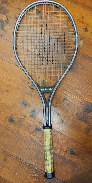 Тенис ракета adidas