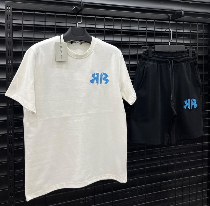 Мъжки комплекти .