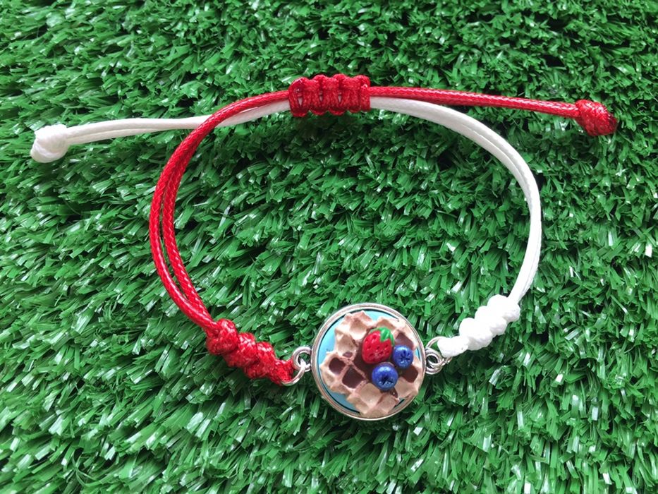 Мартеници от полимерна глина