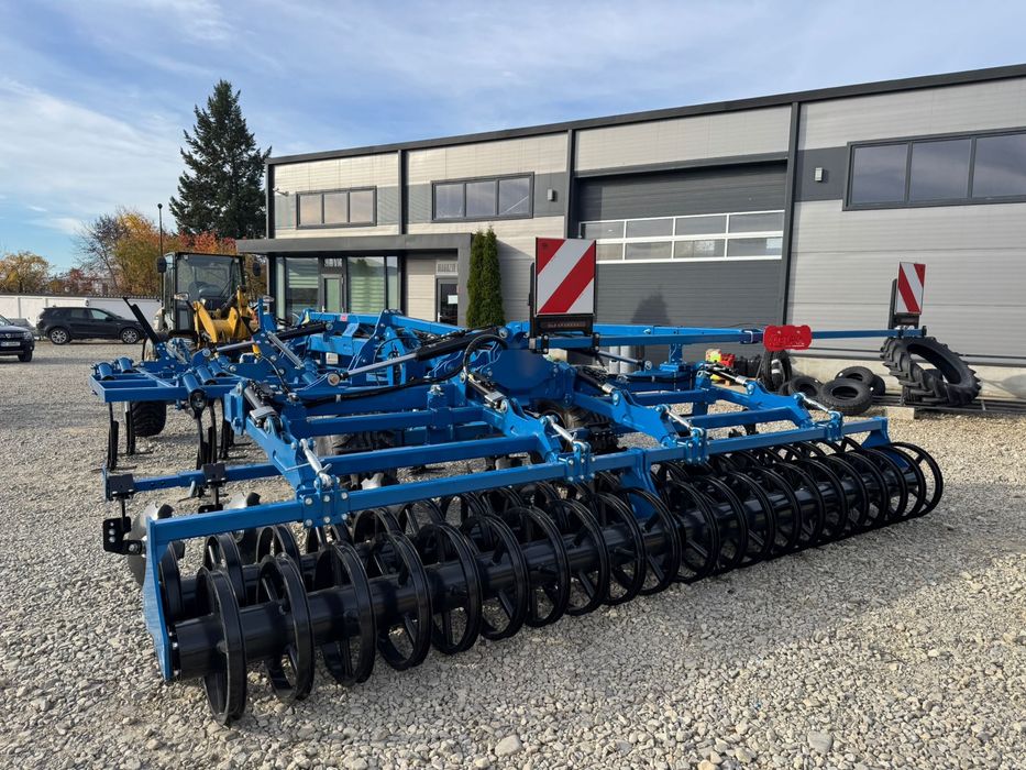 Gruber , Cultivator tractat 4,0-5,0 m Agripol