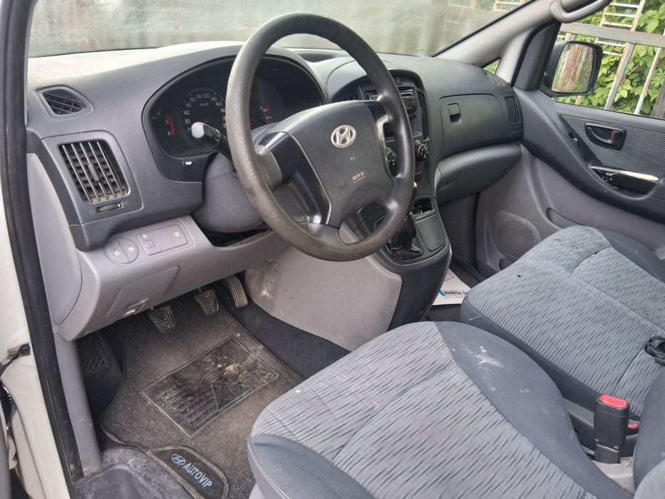 Hyundai H1 2.5 D 170 hp 2007 на части!