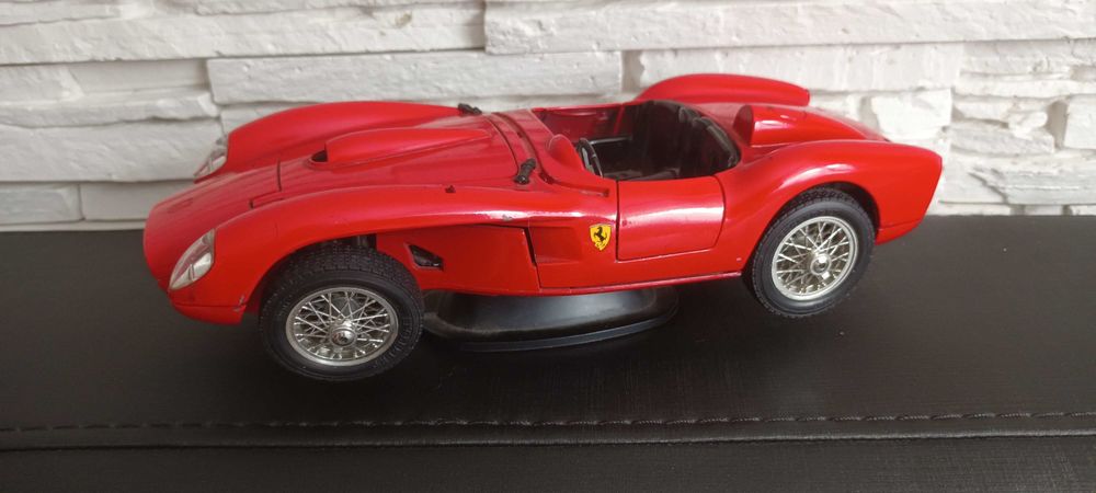 Jucarii masinuta / Machete / jucarii pompieri/ ferari / jaguar/renault