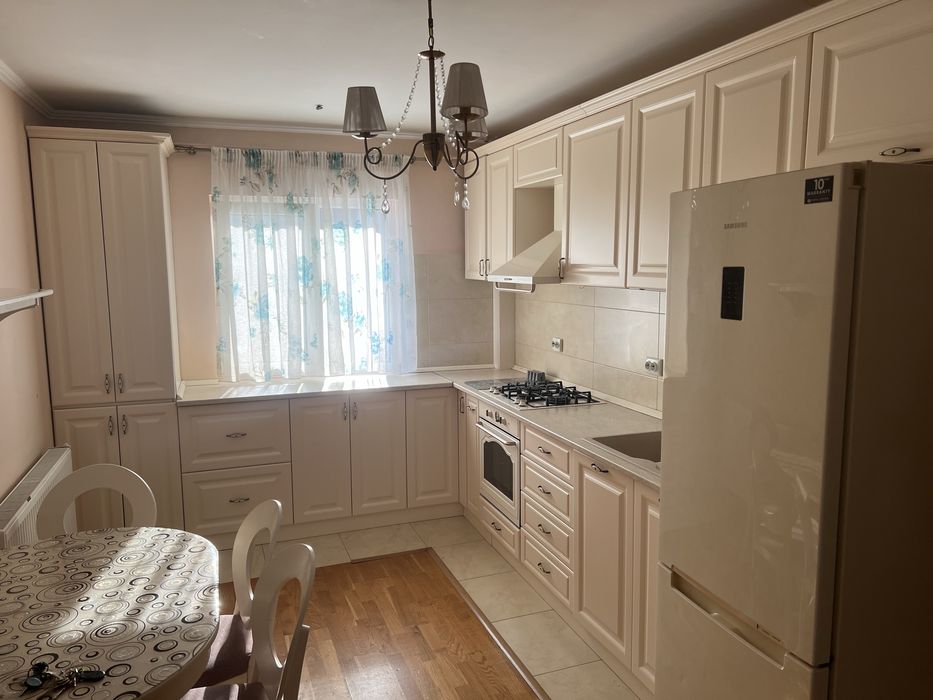 Inchiriez apartament cu 4 camere pe buftea