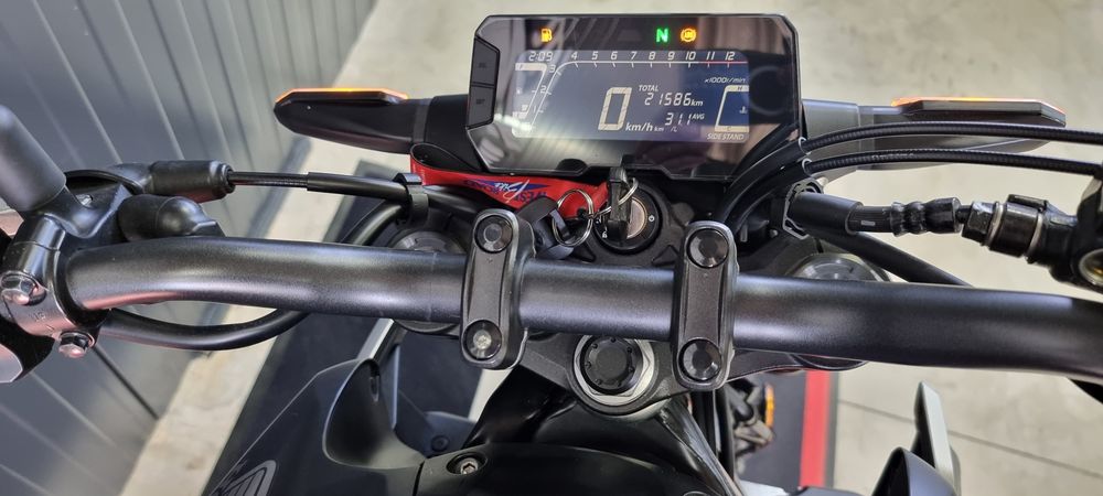 MotoFly vinde Honda CB300R an 2019 categ A2