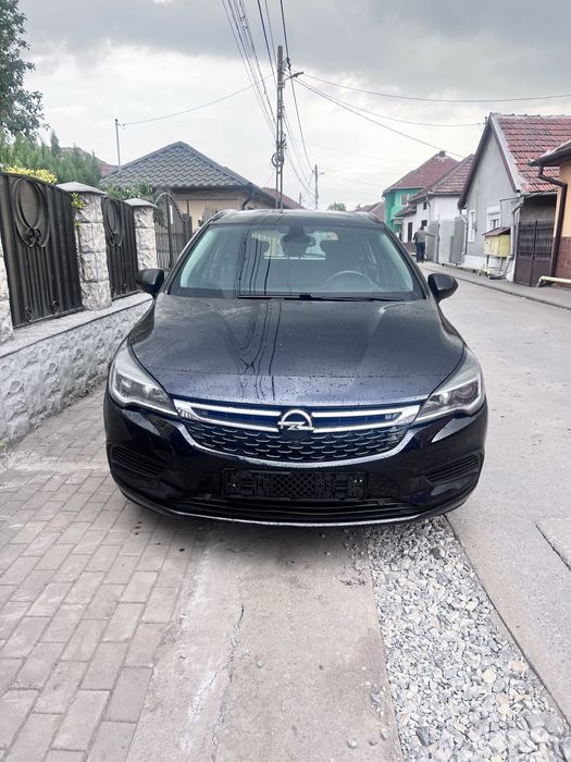 Opel Astra Sports Tourer 2018
