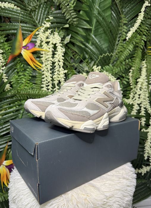New Balance 9060 Arid Stone