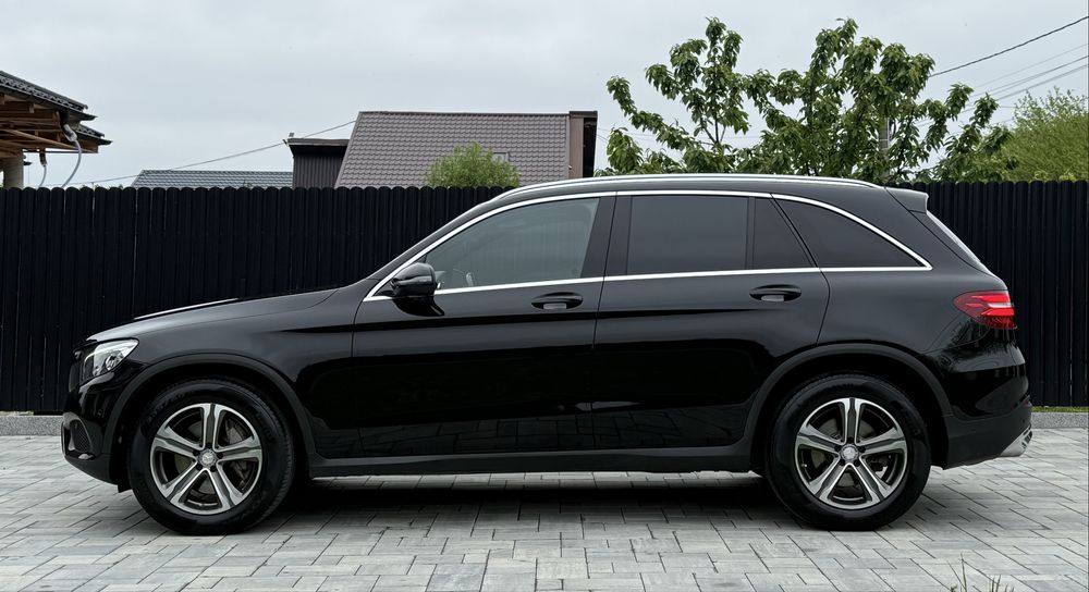 Pret 19.000 Euro sau SCHIMB.  Mercedes GLC ByTurbo 204 cp PERNE AER
