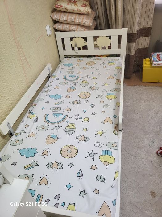 Продам кровать Икеа