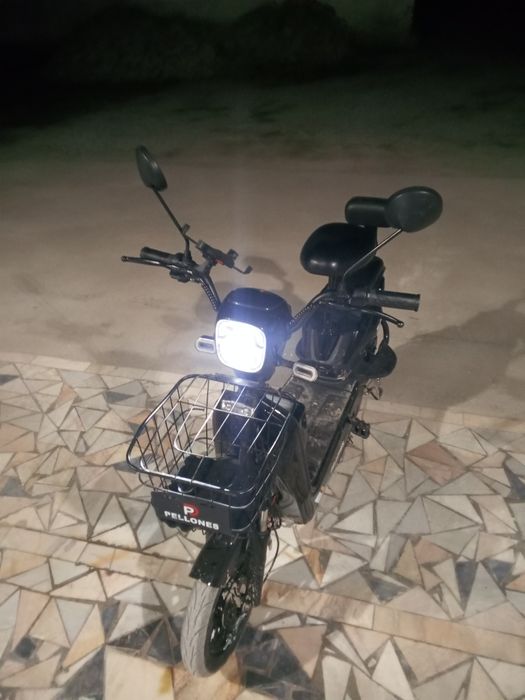 Skuter pellones holati yangi buzuq joyi yoq yangi skuter pellones