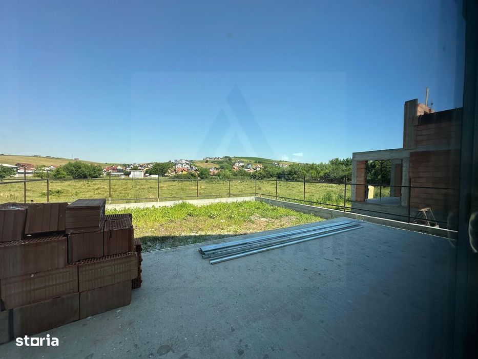 Casă tip duplex curte 350 mp 120 mp utili terasa 22 mp Sura Mare