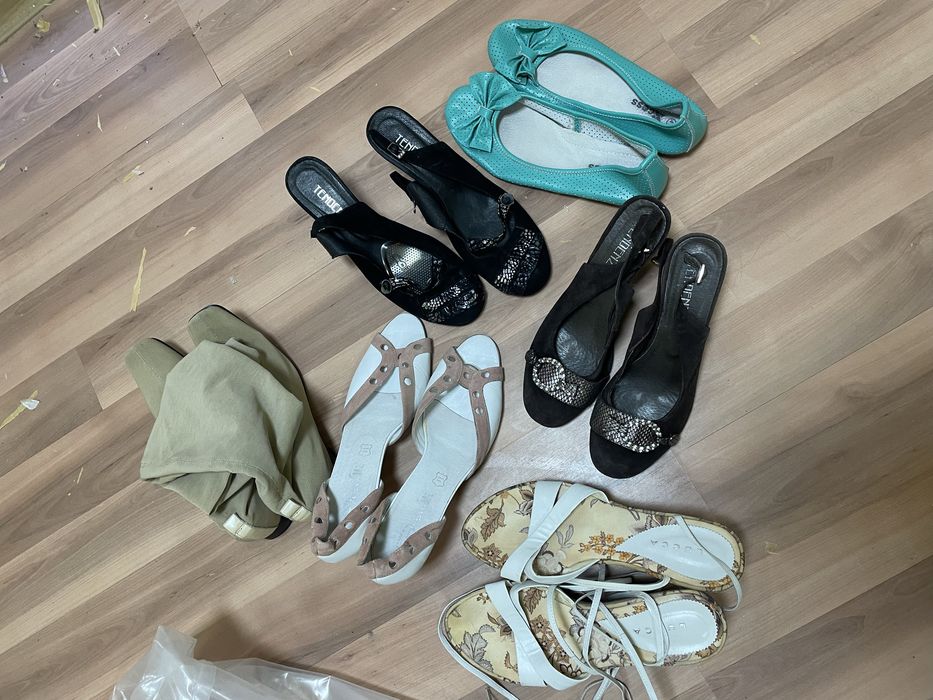 Дамски обувки, в много добро състояние, р-р 40