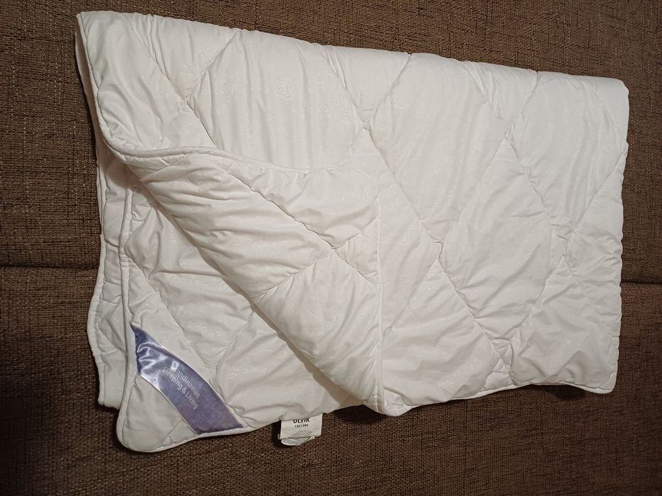 Pilota Jysk model Ulvik  plus 2 lenjerii noi