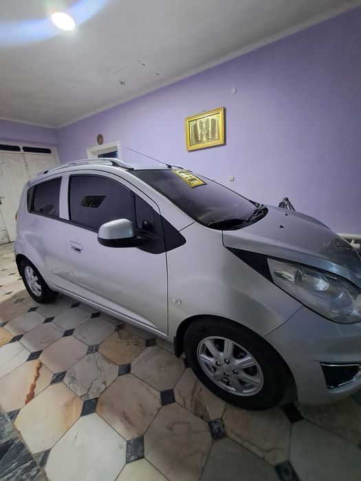 Спарк сотилади срочний афтамат