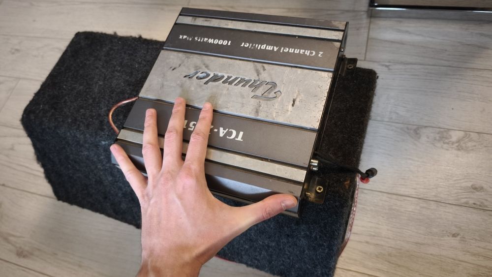 Мощна бас каса Raveland с усилвател Thunder 1000 W