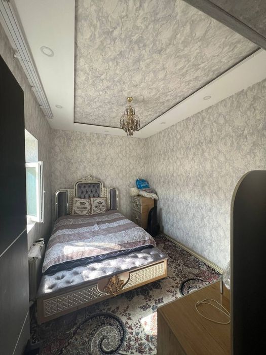 Uy sotiladi Ozerni yoninda