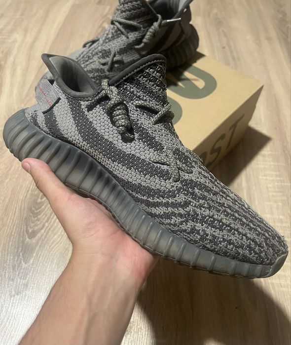 YEEZY 350 beluga 2.0