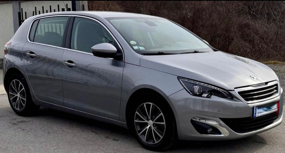 Peugeot 308 1.6 HDI 120 коня 2015г.