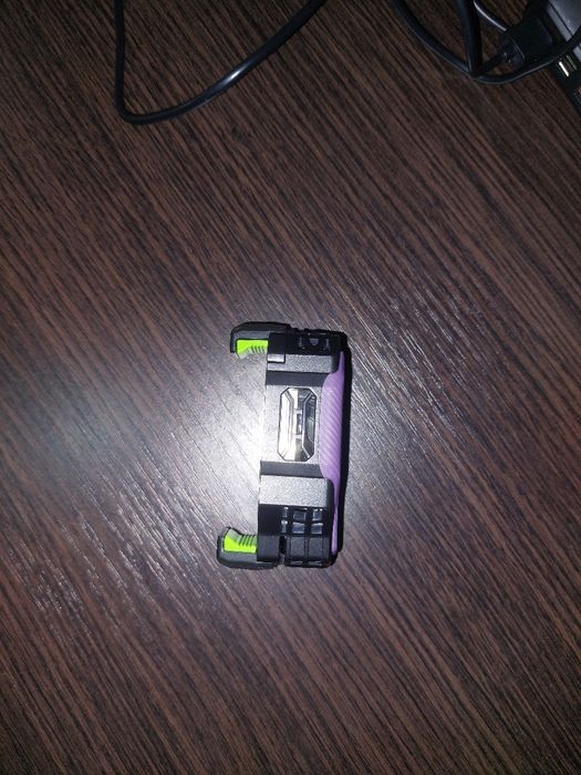 Cooler telefon și manusi