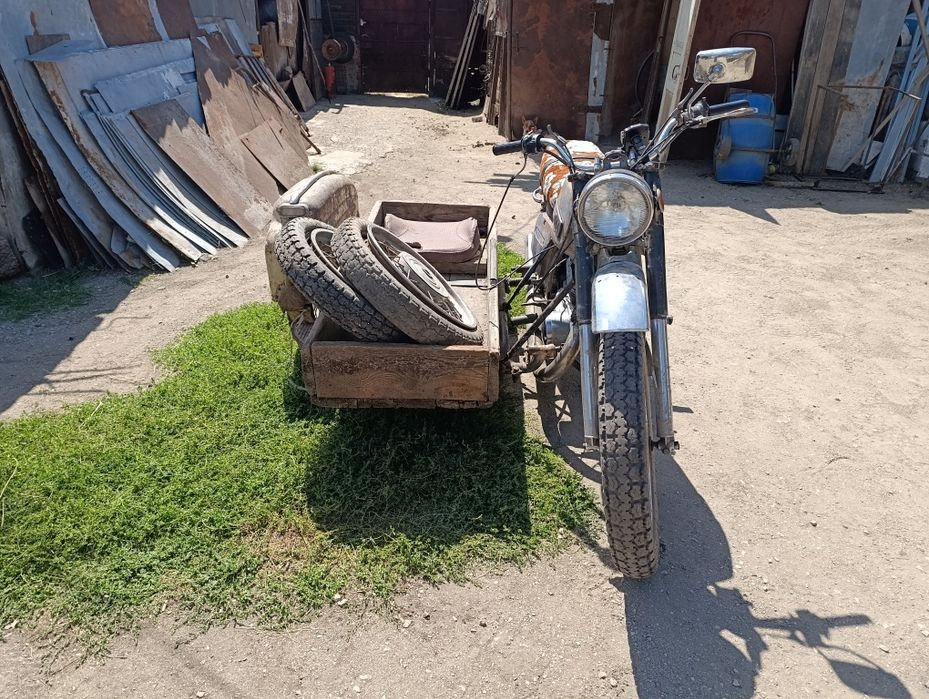 Продам Иж планета 5