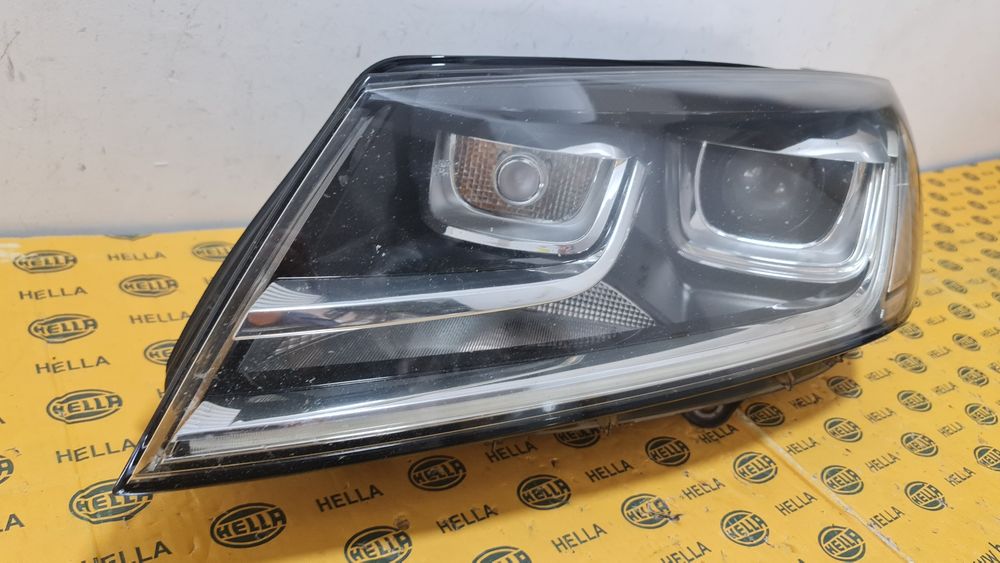 Far stanga xenon led VW Touareg 2 7P facelift 7P1941751B