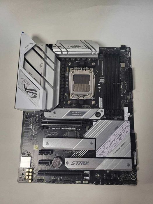 Asus Rog Strix B650-A Gaming Wi-FiAM5/Ddr5