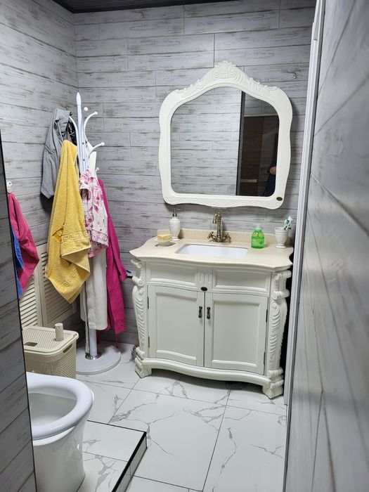 Коттедж в центре города, в районе бани Самал