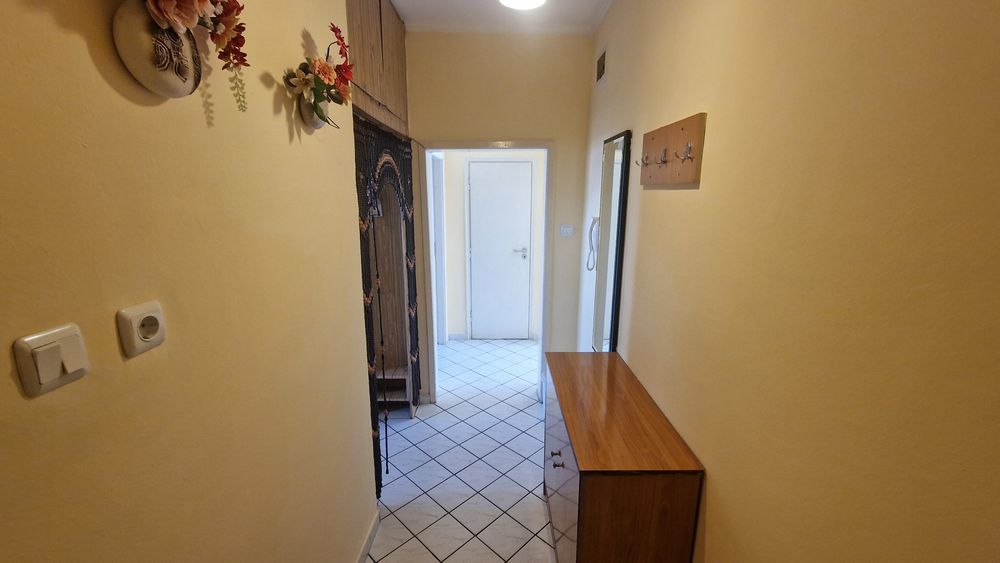 Дава се под наем Тристаен апартамент в Варна, Младост 1 - 60 кв.м за 306 € - Снимка #6