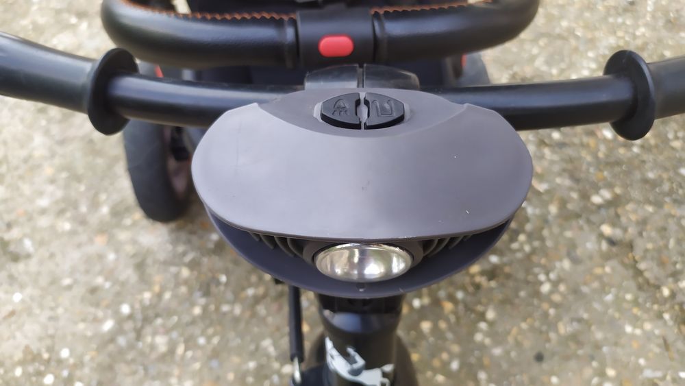 Детска триколка Byox Jockey в бежов цвят