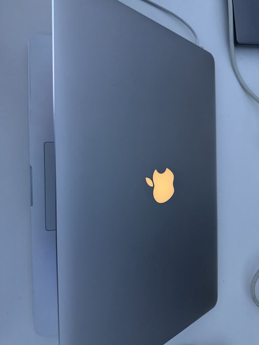 Macbook PRO  2.3 Ghz 16 gb ram