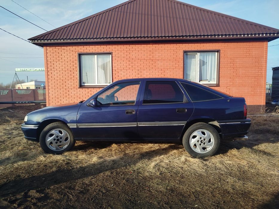 Продам Опель вектра А 1994год 2.0