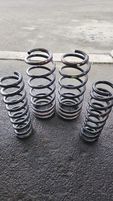 Пружины на Toyota Land Cruiser 300