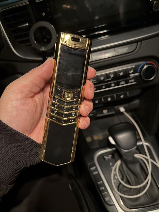 Vertu телефоны сатылымда барлығы істеп тұр