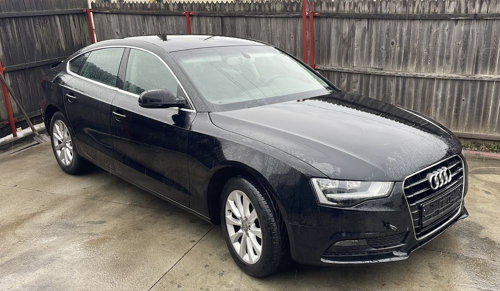 Far stanga / dreapta halogen Audi A5 / europa / complet