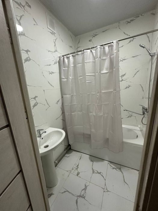 Zauchniylarga oila bn sheriklikga kvartira