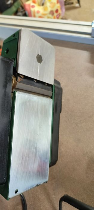 Електрически рендета Bosch PHO 100