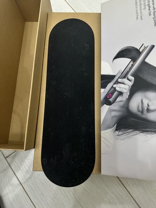 Dyson corrale утюжок выпрямитель