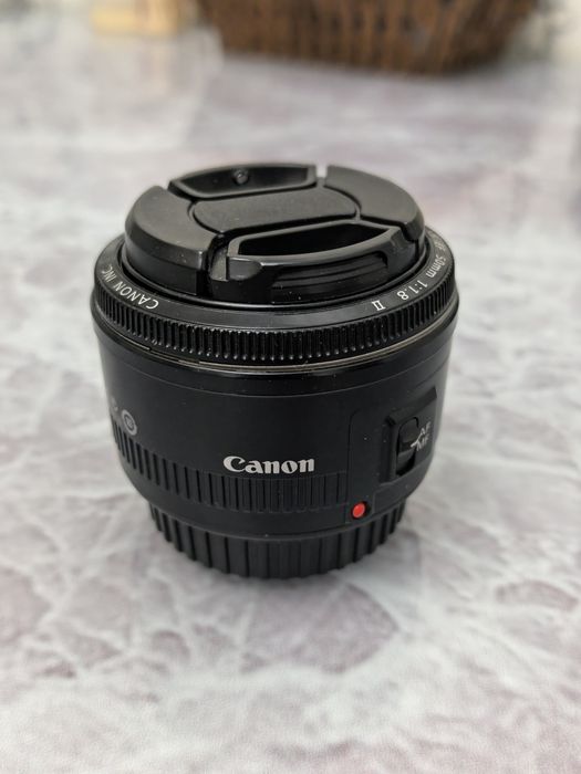 Объектив Canon EF-S 50MM 1:1.8 ||