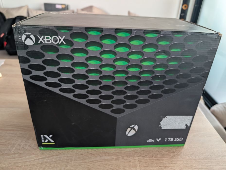 XBOX series X 1TB disk edition