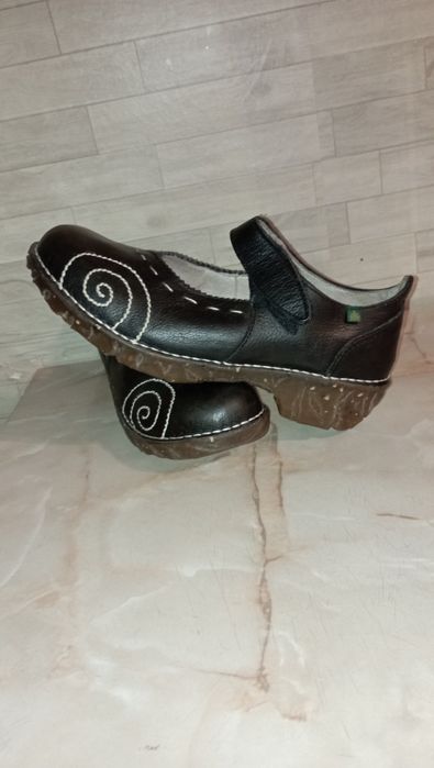 pantofi El Naturista 40