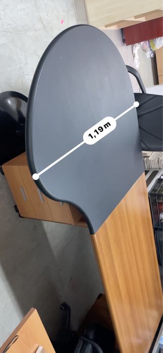 Birou stare foarte buna.Marerial solid