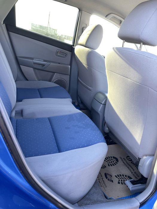 Продам Mazda Axela, 2004года