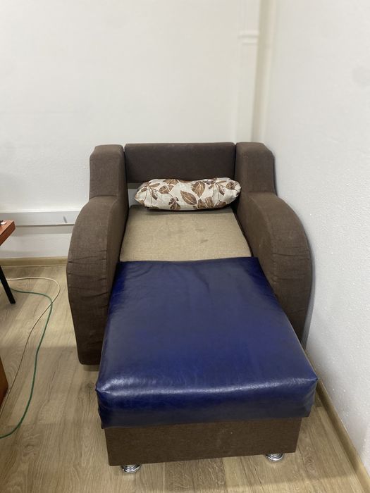 Срочно продаем диван