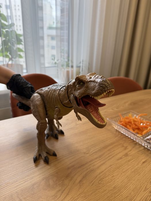 Динозавры Jurassic World