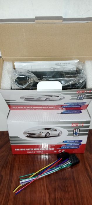 Авто магнитола новая