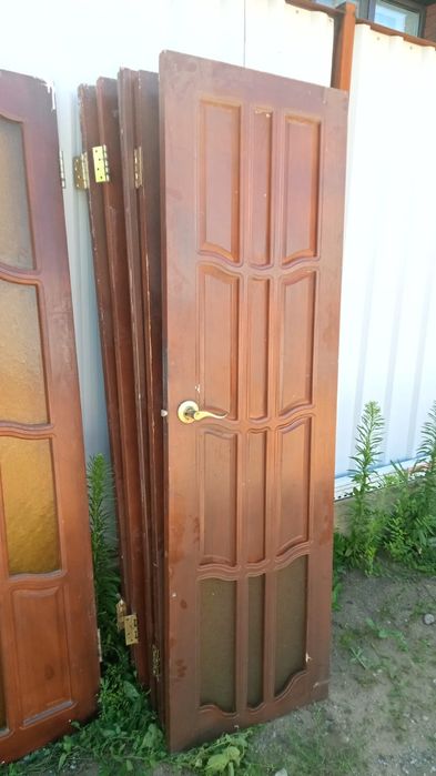 Продам межкомнатные двери