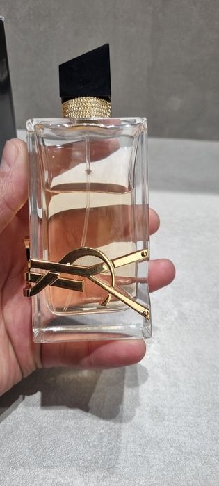 LIBRE Yvessaint Laurent Eau de Parfum распив тоже есть 10мл 200000су
