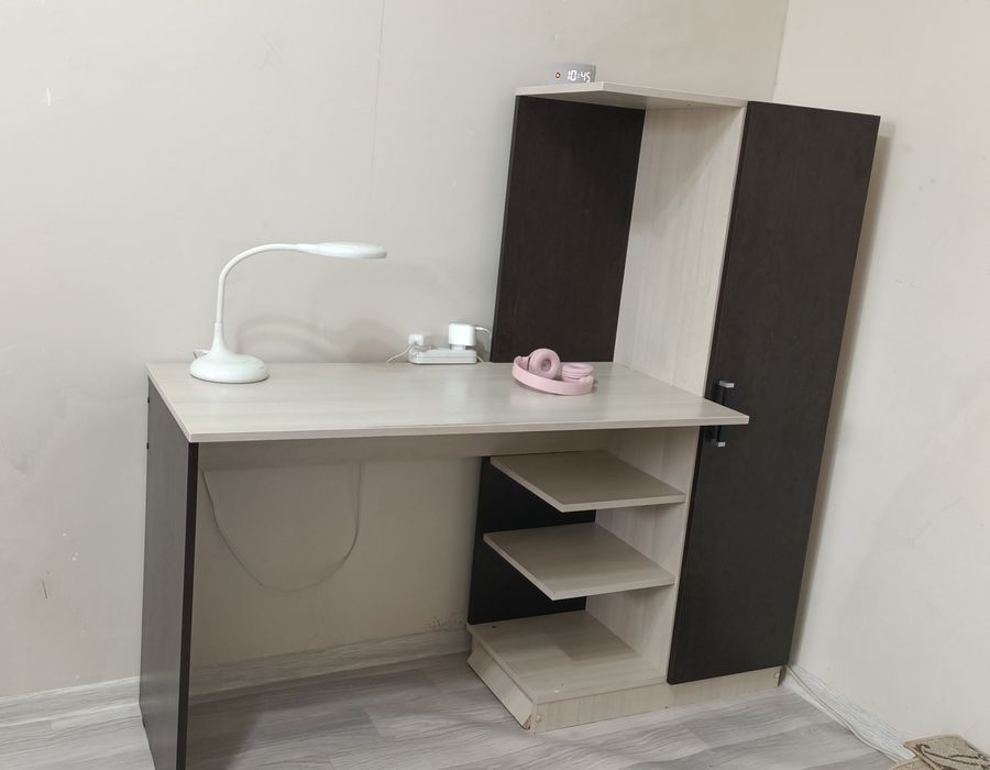 Продам письменный стол