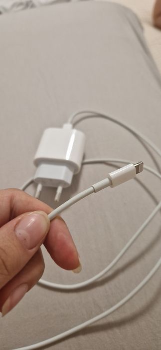 Incarcator apple (adaptor 20 W plus cablu 1m)